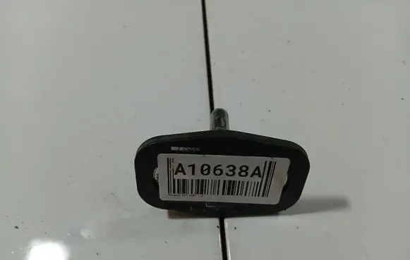 Peugeot 207 Rear door lock loop/hook striker 