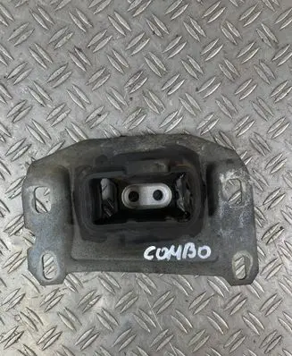 Opel Combo E Gearbox mount 9673768480