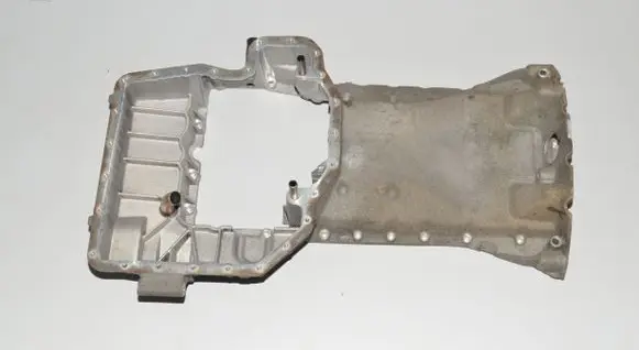 BMW 7 E38 Oil sump 2248256