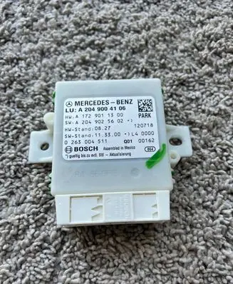Mercedes-Benz C W204 Parking PDC control unit/module A2049004106 A2049015302