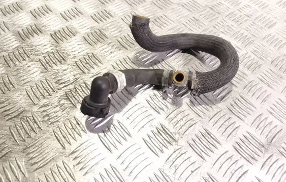Volvo XC90 Engine coolant pipe/hose 30792194