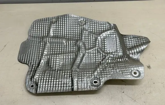 Porsche Cayenne (92A) Heat shield in engine bay 7P5825616B