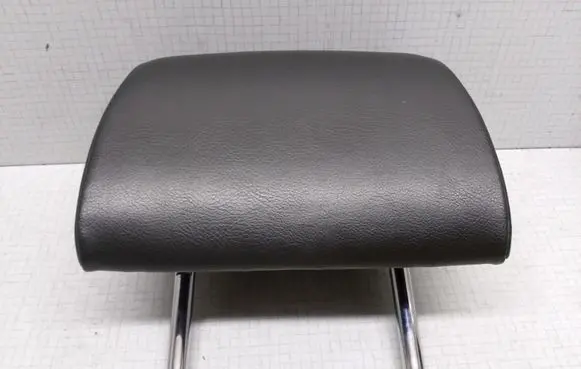 Opel Vectra C Rear seat headrest 