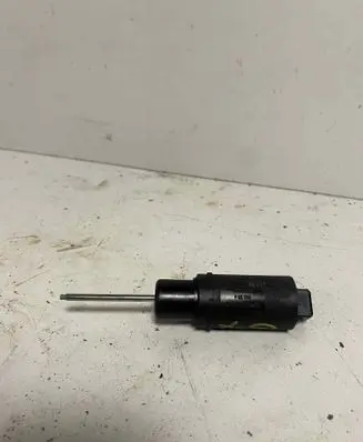 Volvo V70 Brake pedal sensor switch 10631890651 9441114