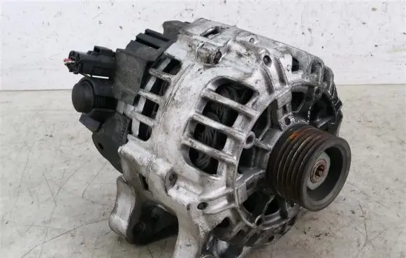 Citroen C4 I Generator/alternator 9649611780