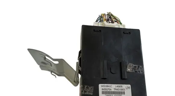 Nissan Qashqai Parking PDC control unit/module WG1G641C 8KE8270A L40935
