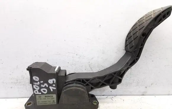 Volkswagen Polo Accelerator throttle pedal 6Q2721503B