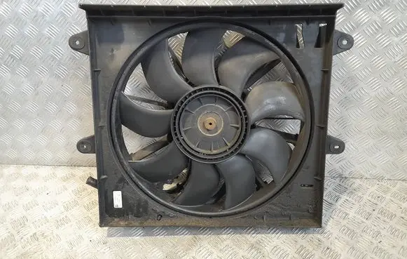 Jeep Grand Cherokee (WK) Radiator cooling fan shroud 2199510821110 1115109