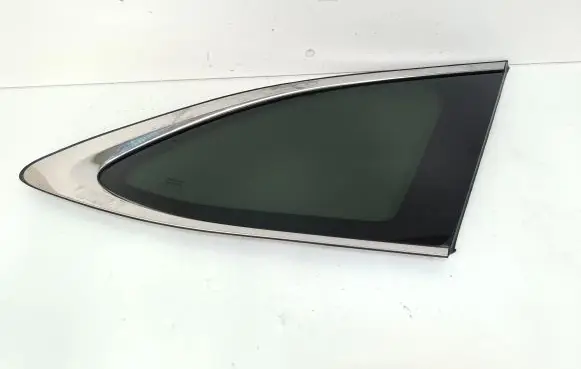 Subaru Outback (BT) Rear side window M127