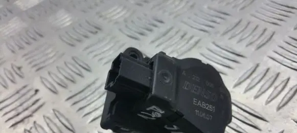 Citroen C4 I Picasso Air flap motor/actuator A21200500 EAB251