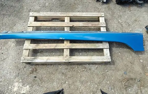 Hyundai i40 Sill 877523Z000
