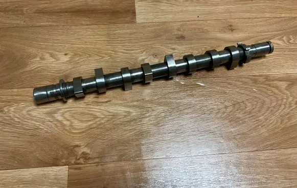 Renault Megane III Camshaft 7700274413
