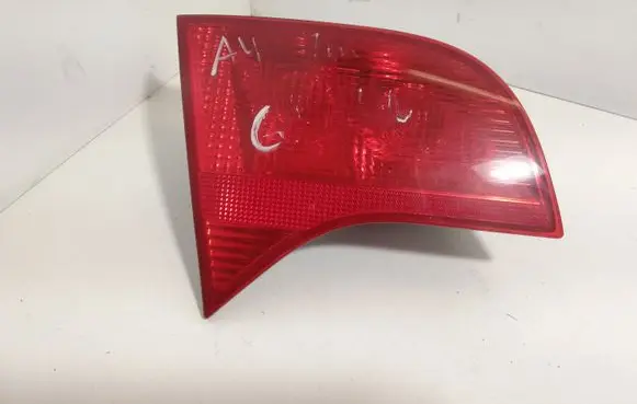 Audi A4 S4 B7 8E 8H Tailgate rear/tail lights 8E9945093