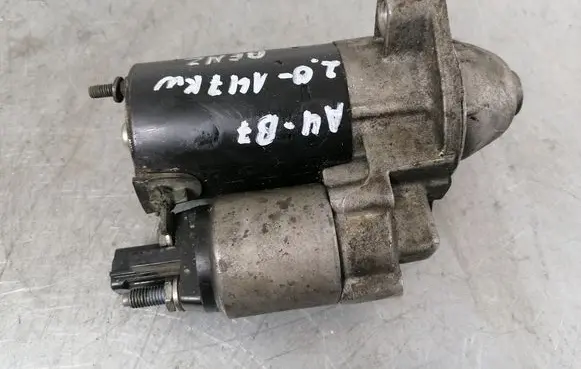 Audi A4 S4 B7 8E 8H Starter motor 0001107427 06B911023A
