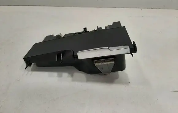 Volvo XC90 Ashtray (front) 31377381