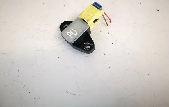 Skoda Superb B6 (3T) Airbag deployment crash/impact sensor 8k0973323t 01130203