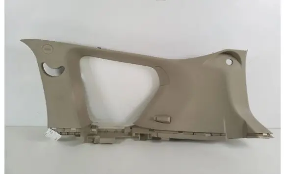 Mitsubishi Outlander (D)pillar trim (top) 7230A084HA