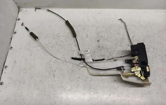 Chrysler Pacifica Front door lock