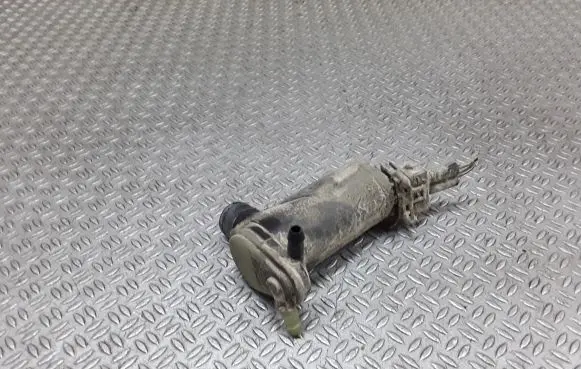 Ford Fiesta Windscreen/windshield washer pump