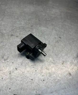 Mercedes-Benz E W210 Accelerator throttle pedal A0125423317