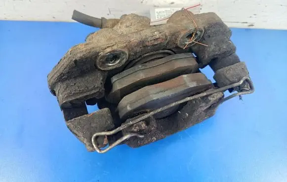 Front brake caliper