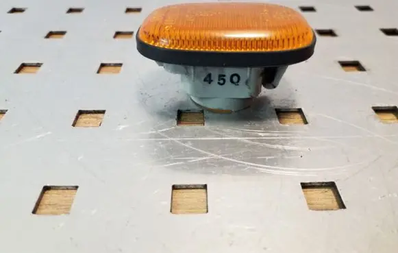 Toyota RAV 4 (XA20) Front fender indicator light
