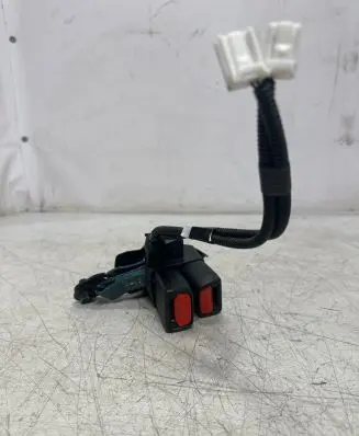 Lexus ES 250 - 300 - 330 Middle seatbelt buckle (rear) 18219