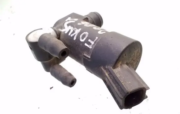 Ford Focus Windscreen/windshield washer pump
