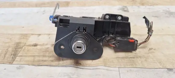 Opel Meriva A Tailgate exterior lock 09183495 32505603 406204321