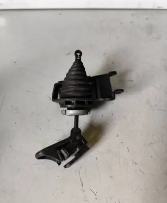 Mercedes-Benz Sprinter W901 W902 W903 W904 Valve vacuum 9013011640