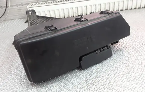 Volvo V70 Fuse box set 9494210