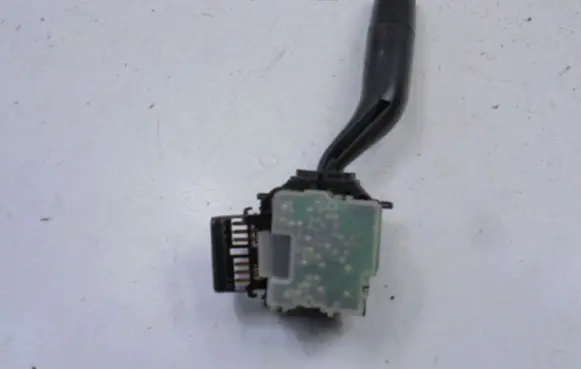 Mazda 323 Wiper switch 17B122