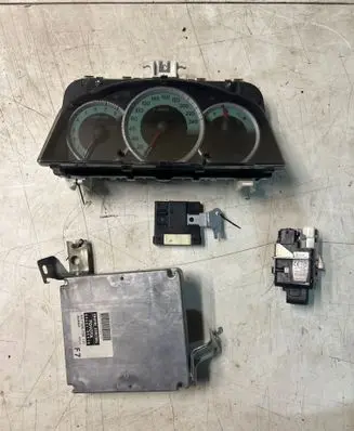 Toyota Corolla Verso AR10 Engine ECU kit and lock set