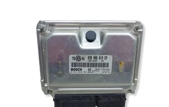 Volkswagen PASSAT B5 Engine control unit/module 038906019EPKASACJ 038906019EP