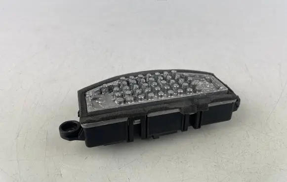 Mini One - Cooper F56 F55 Heater blower motor/fan resistor 9377854