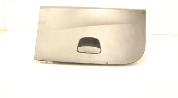 Glove box