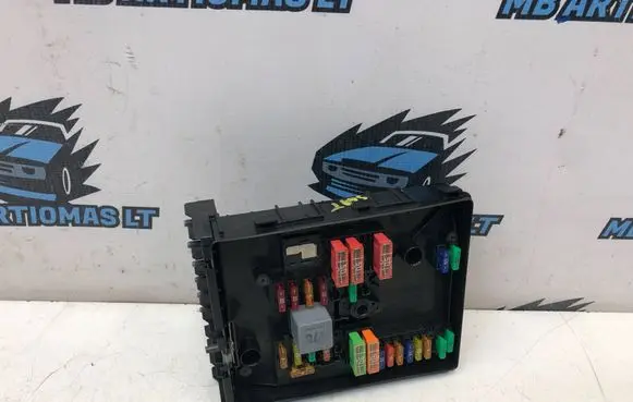 Seat Altea XL Fuse box set 01718130 017181281