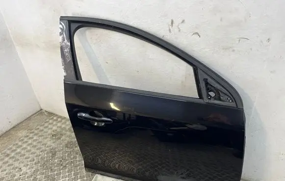 Volvo S60 Front door