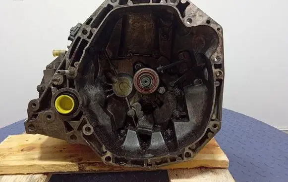 Renault Clio III Manual 6 speed gearbox JXQK4JXQK4GF
