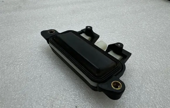 Tailgate opening switch