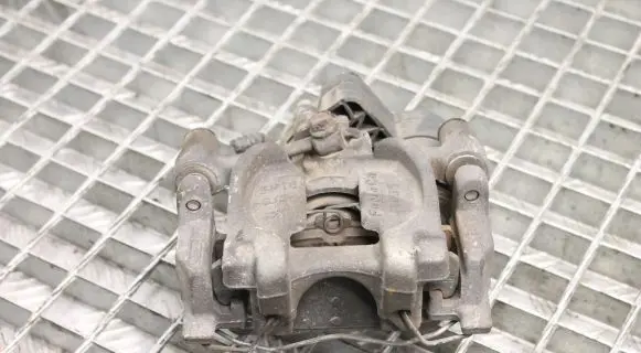 Ford Kuga II Rear brake caliper GV612D251B