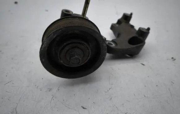 Lexus GS 300 350 430 450H Generator/alternator belt tensioner 575059