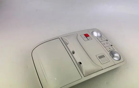 Seat Ateca Front seat light 5E0868837B 5E0867489B 5Q0951172A