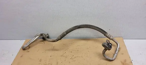 Chrysler Town & Country IV Air conditioning (A/C) pipe/hose