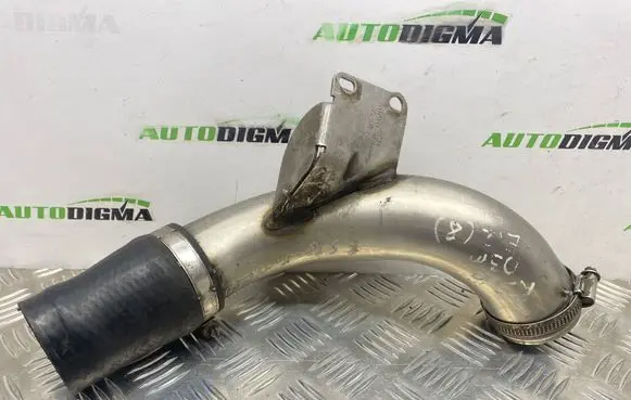 Audi RS6 Intercooler hose/pipe 077145727