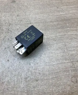Mazda 3 III Other relay 5E008 5E008V0105 1012242