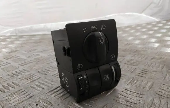 Opel Zafira A Light switch 09133250