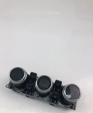 Renault Captur II Climate control unit 275100936R