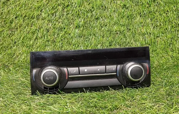 BMW 5 F10 F11 Climate control unit 9237121 923712101 900252830020