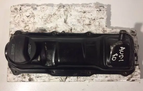 Audi 80 90 S2 B4 Rocker cam cover 